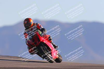 media/Nov-06-2023-Moto Forza (Mon) [[ce023d0744]]/3-Intermediate Group/Session 5 (Turn 9)/